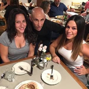 Meet your Posher, Lloyd